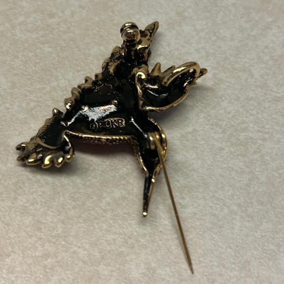 Vintage style hummingbird brooch pin..gold-toned metal with rhinestones. - Picture 6 of 6